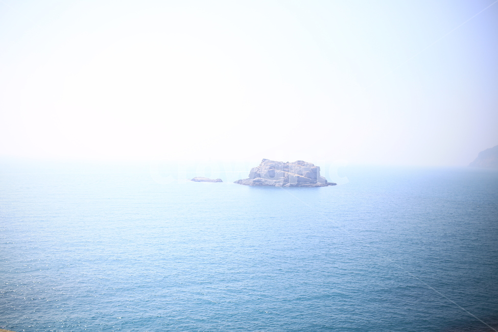 land,연안,바다,ocean,shoreline,해안선,outdoors,자연,water,sea,감성