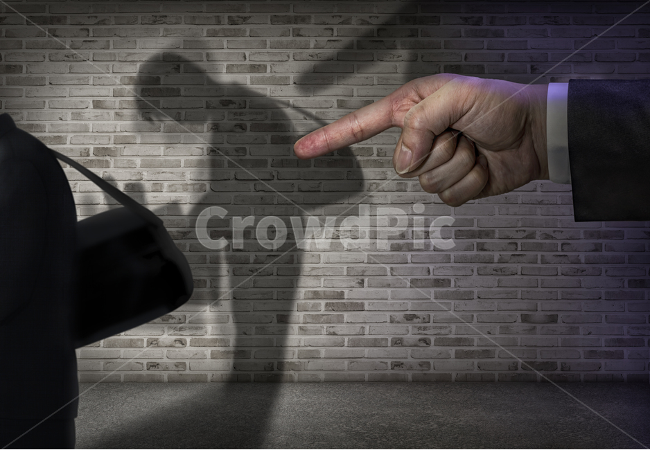 torment,shadow,I bow my head,rectal,bag,Leave,resignation,retirement,fire,pointing,Recommended resignation,scolded,Office workers,hand,finger,job search,business,work,abuse of power,leaving out,superior,person,unemployment,unemployed person,interview,Get 