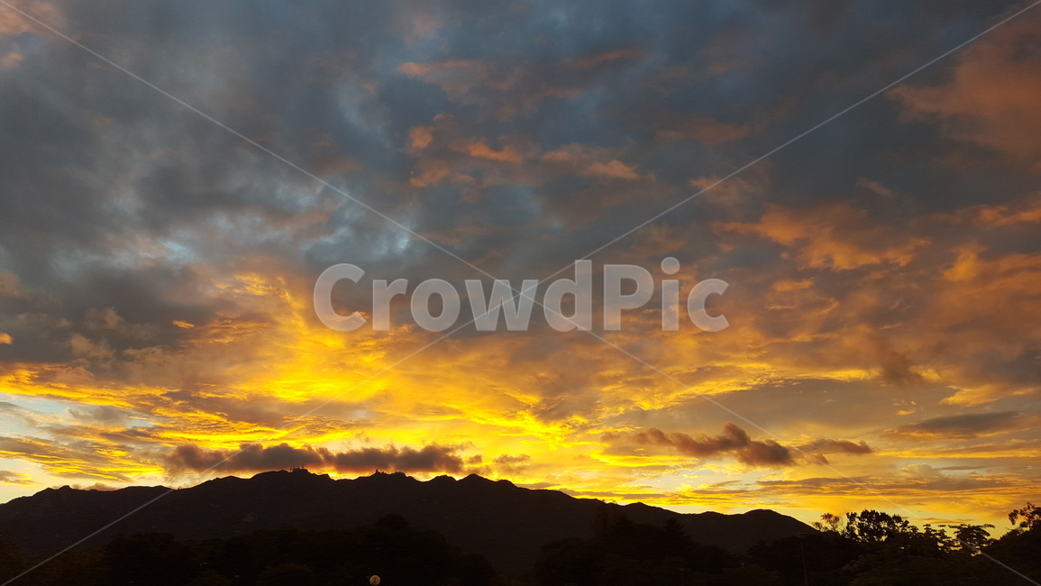 구름,태양,번개,천둥,노을,자연,새벽,붉은하늘,황혼,sky,redsky,자연,풍경,nature,landscape