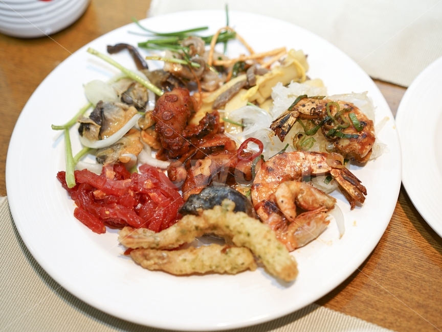 접시,새우,먹방,낙지,튀김,육회,푸짐,푸드,식사,디너,가득,food,음식,음식,식재료,요리,food,cook,meal,dishes,food reserves