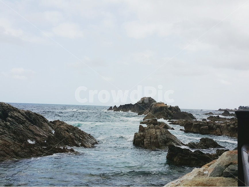 바다,바위,파도,바람,하늘,파란바다,풀,nature,stone,sea,파랂하늘,구름,sky,자연,풍경,nature,landscape,promontory,곶
