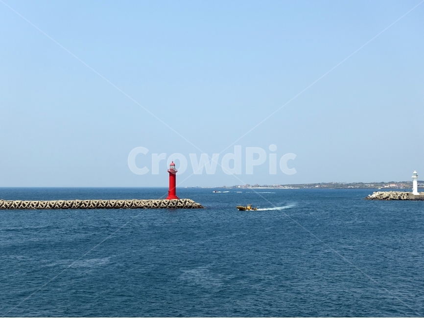 등대,바다,우도,여행,여름,등대,lighthouse,교통,교통수단,traffic,transportation,architecture,건축물,building,건물,tower,탑
