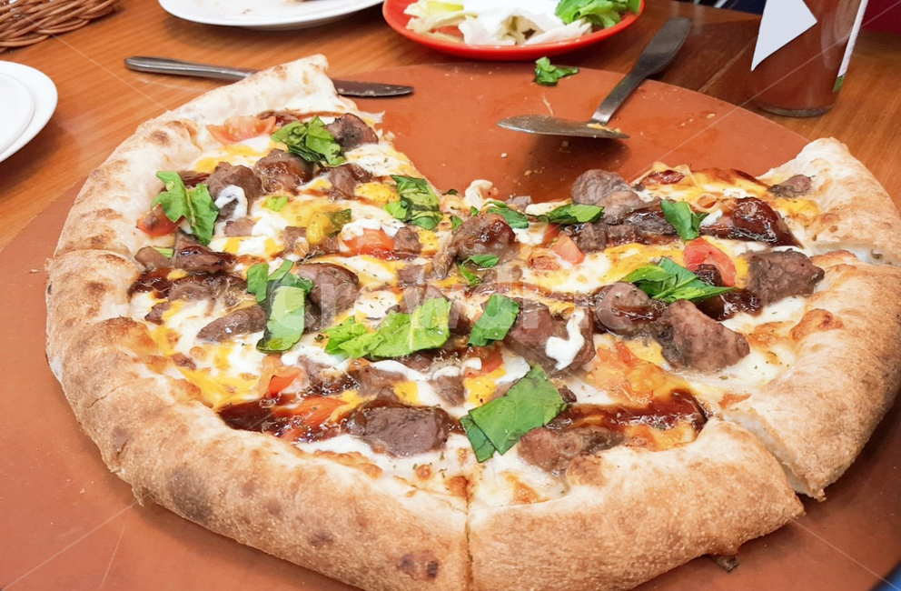 피자,고기,조각,토핑,핫소스,맛있는,오동통,pizza,topping,piece,음식,식재료,요리,food,cook,meal,dishes,food reserves,양식,서양음식,서양요리,western food,western dishes,western meal,western cook