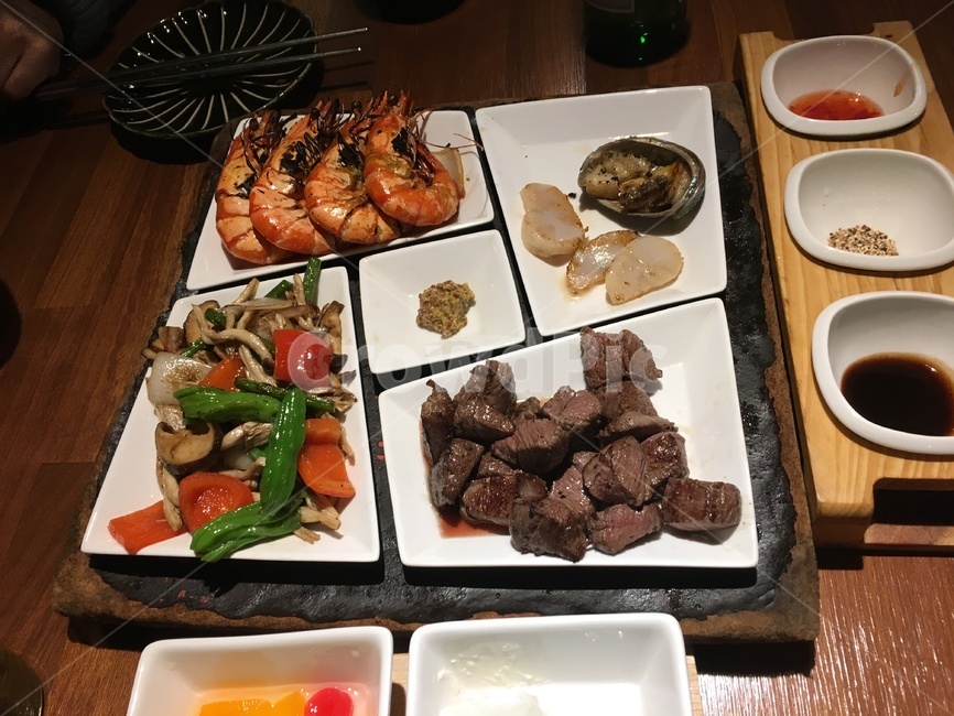 스테이크,새우,양식,굴,야채볶음