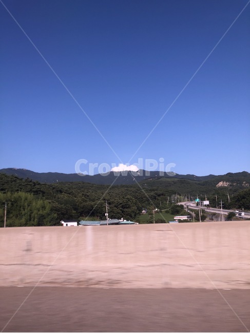 여름,하늘,파랑,자연,산,구름,초록,흰색,고속도로,도로,summer,natsu,sky,sora,blue,ao,nature,mountain,yama,cloud,kumo,green,midori,white,shiro,road,자연,풍경,nature,landscape,경치,scenery,outdoors,옥외,panoramic,파노라마,land,땅