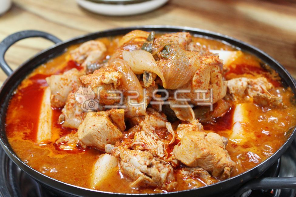 닭볶음탕,닭고기,닭요리,닭도리탕,찌개,찌개요리,요리,음식,food,cook,meal,식사,한끼