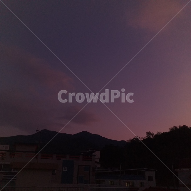풍경,보라색,노을,붉은,감성,하늘,산,건물,야경,밤,풍경,nightscape,night,landscape,nature,자연,outdoors,옥외,weather,날씨