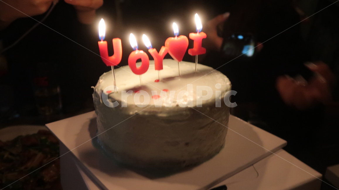 생일,케이크,사랑,핸드메이드,초,축하파티,친구들,cake,birth,기념일,축하,anniversary,congratulation,celebrate,celebration