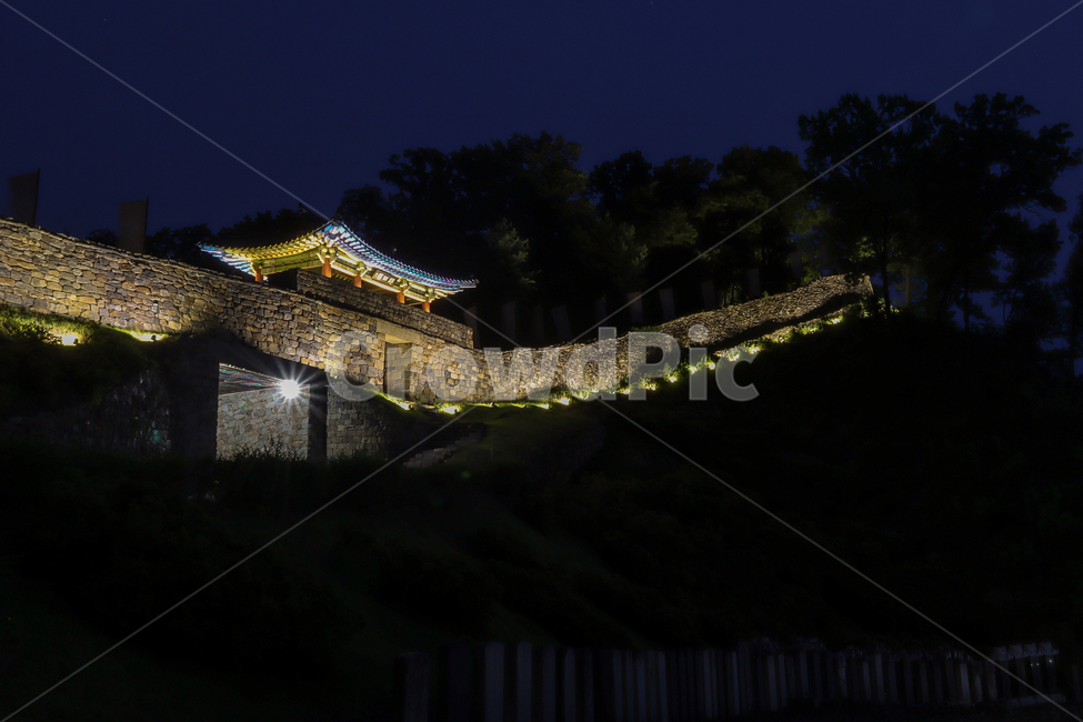 공산성,야경,밤,금강,nightview,night,nightscape,야경,밤,풍경,nightscape,night,landscape,한국전통,한국문화,korean traditional,korean culture,건축물,건물외관,exterior,building,structure,architecture,construction,랜드마크,landmark,tourist attraction,한국랜드마크,한국관광지,한국명소,korea landmark,korea tourist attraction,건물,worship,예배,shrine,신사