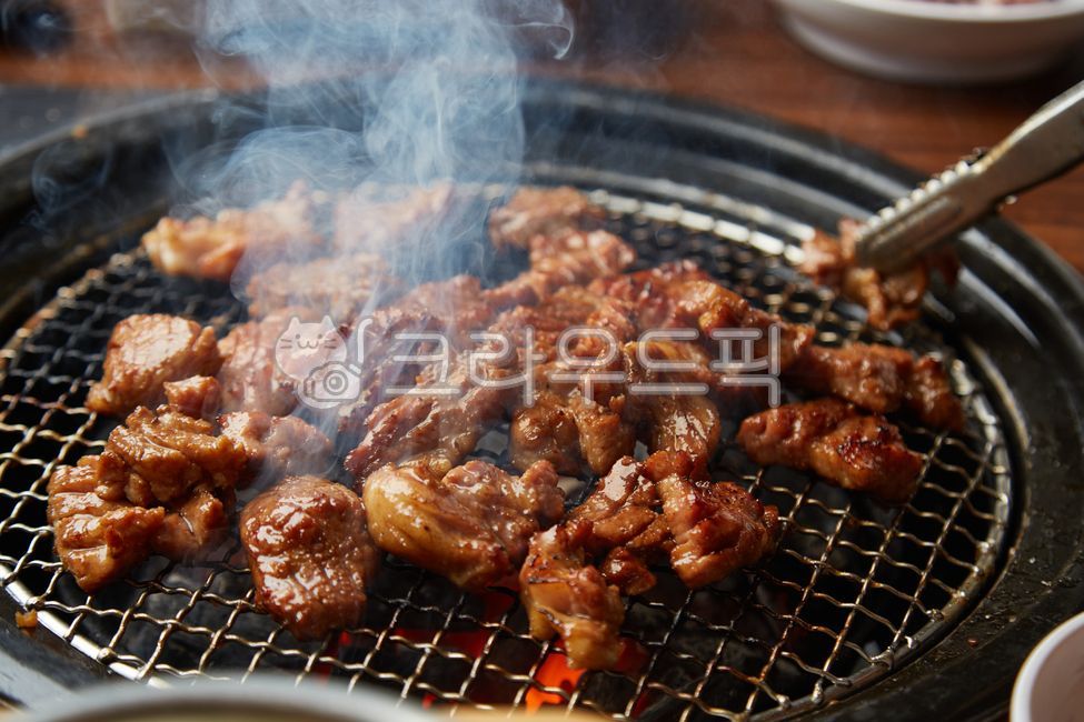 돼지갈비,갈비,고기,bbq,바베큐,굽고,음식,구이