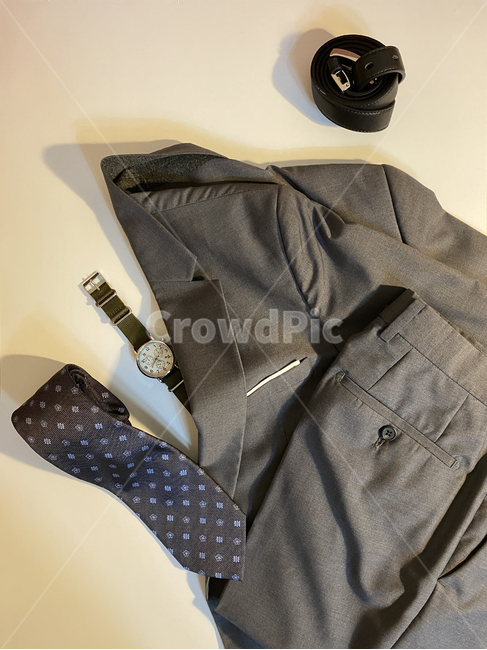 정장,남자,패션,시계,넥타이,벨트,데일리,회사,출근,쇼핑몰,배경,의복,apparel,clothing,의류,수트