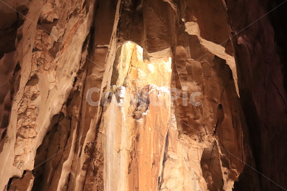 nature,자연,cave,동굴,light,빛,햇빛,자연광,naturallight