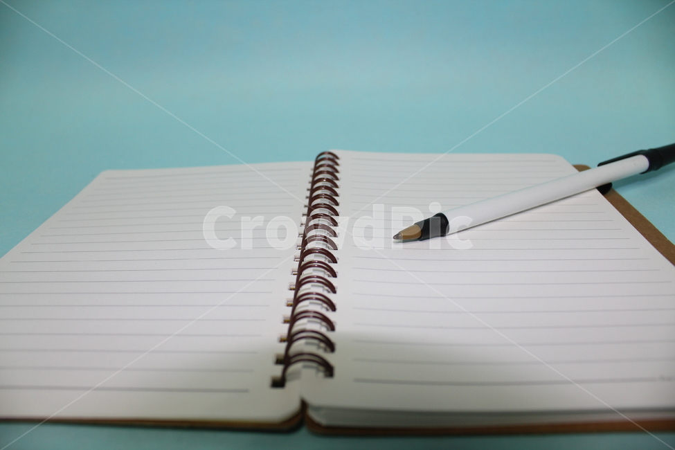 노트,공책,메모,필기,기록,필기도구,수첩,학용품,문구류,사무용품,school supplies,stationery,office supplies