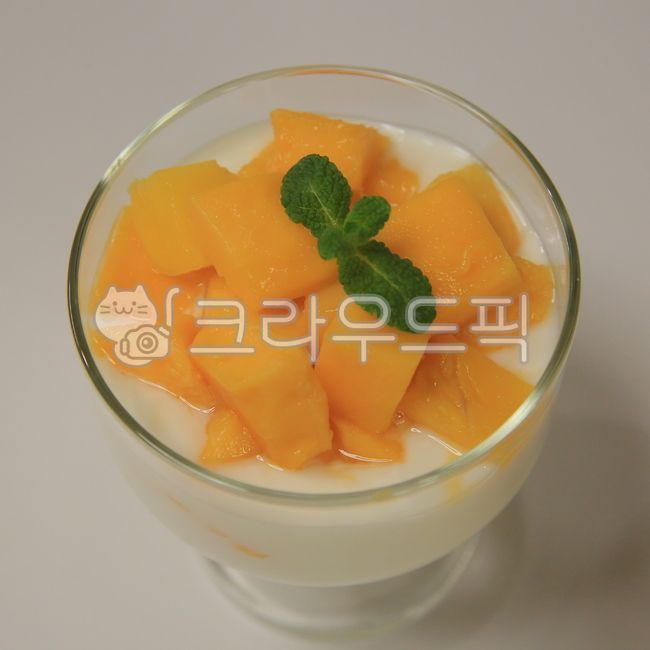 yogurt,Mango Yogurt,Plating,food,mango
