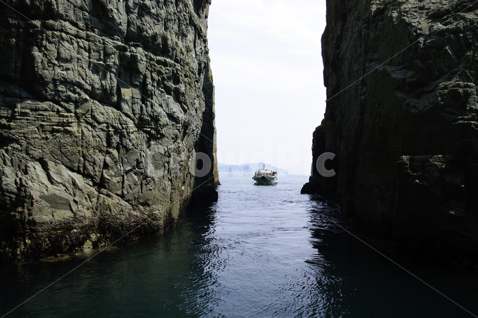 바다,섬,바위,배,암석,자연,풍경,nature,landscape,cliff,낭떠러지,outdoors,옥외