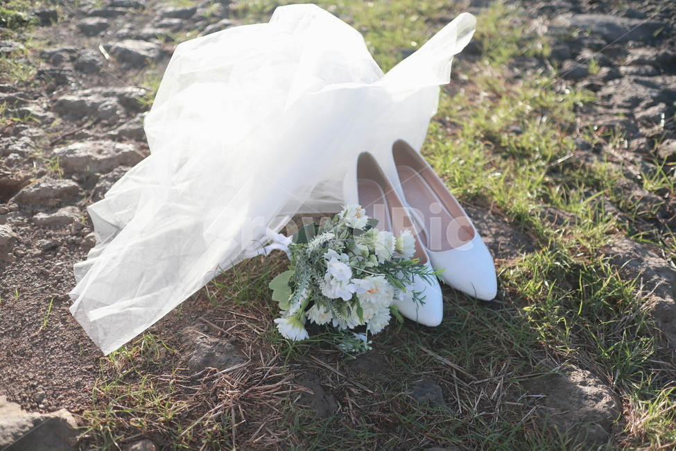 면사포,구두,조화,웨딩,결혼,신혼,부케,결혼,혼례,웨딩,wedding,marriage,marry,기념일,축하,anniversary,congratulation,celebrate,celebration