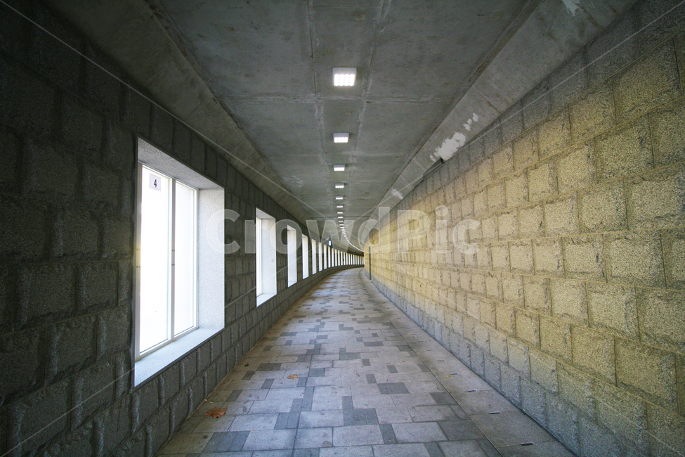 터널,길,지하도,지하도로,벽돌길,건축물,건물외관,exterior,building,structure,architecture,construction