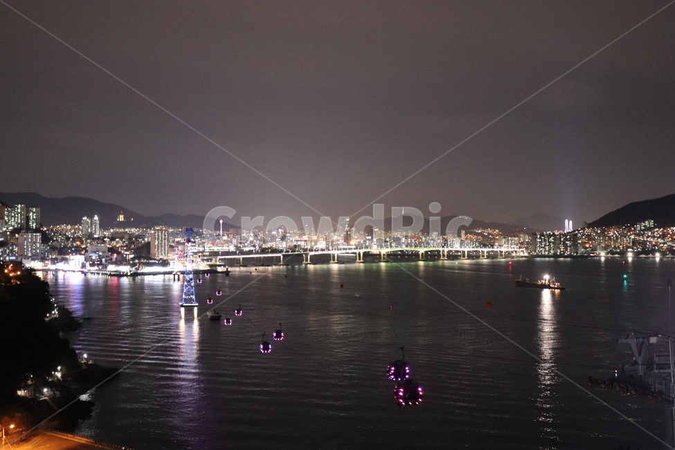 busan,부산,부산야경,부산송도케이블카,야경,케이블카,야경,밤,풍경,nightscape,night,landscape,도시,city,water,물,vehicle,차량,transportation,교통,watercraft,선박,waterfront,워터 프론트