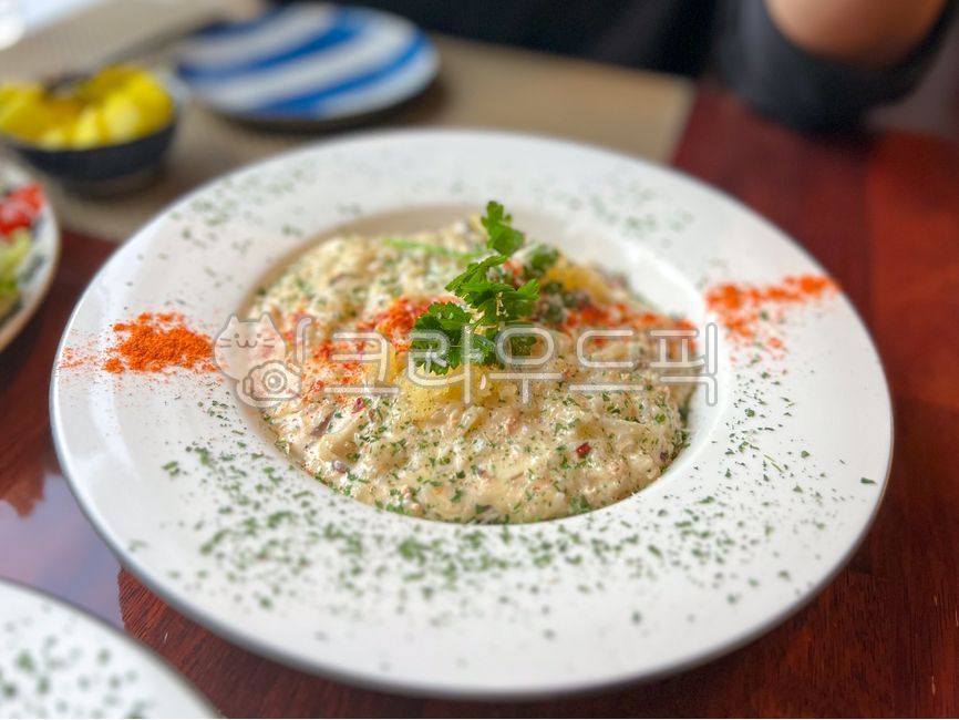 risotto,vegetable taste,Italian food,restaurant,Italian cuisine,taste,dishes,rice,food,cheese,cooking,western food,ltalian