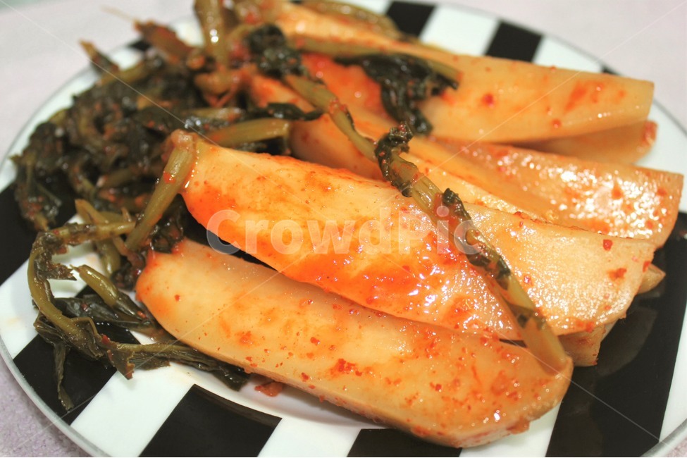 김치,총각김치,무,요리,반찬,kimchi,radish,음식,식재료,요리,food,cook,meal,dishes,food reserves,채소,야채,vegetables,한식,한국음식,한국요리,korean food,korean dishes,korean meal,korean cook