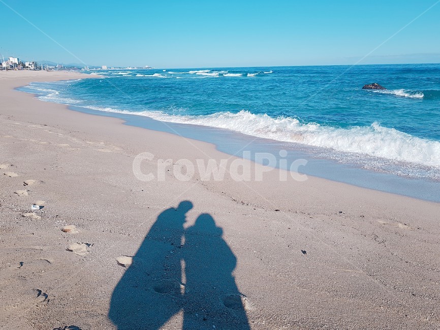 바다,beach,자연,water,shoreline,coast,그림자,연인그림자,강릉,강릉바다,데이트,데이트코스,여행,커플,해변,바다,beach,sea,연인,커플,사랑,lover,couple
