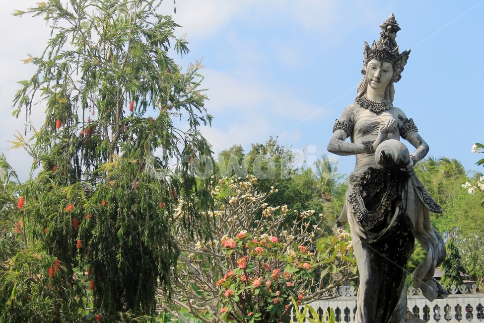 발리,석상,힌두석상,부처님,부처상,hindustatue,statue,budhastatue,waterpalace,물의궁전,정원,garden,조각상,동상,석상,조형물,statue,bronze statue,stone statue