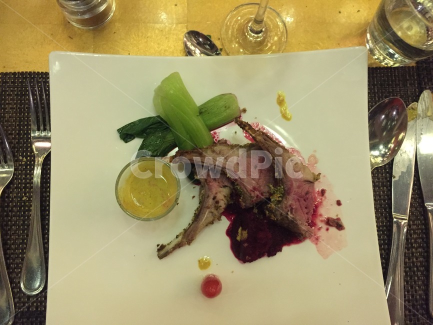 음식,양고기,식당,양식,레스토랑