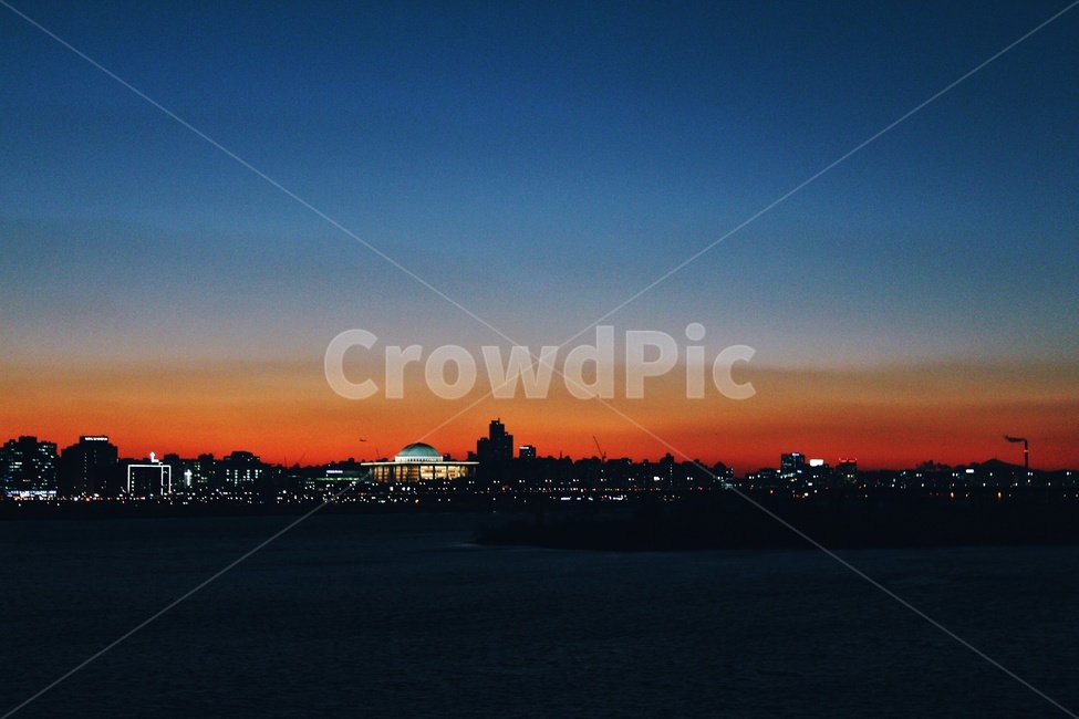 한강,야경,구름,노을,hanriver,야경,밤,풍경,nightscape,night,landscape,도시,city,한국도시풍경,한국도시경관,korea cityscape,nature,자연,outdoors,옥외,dawn,새벽,red sky,붉은 하늘,dusk,황혼,sunset,일몰,sky,하늘