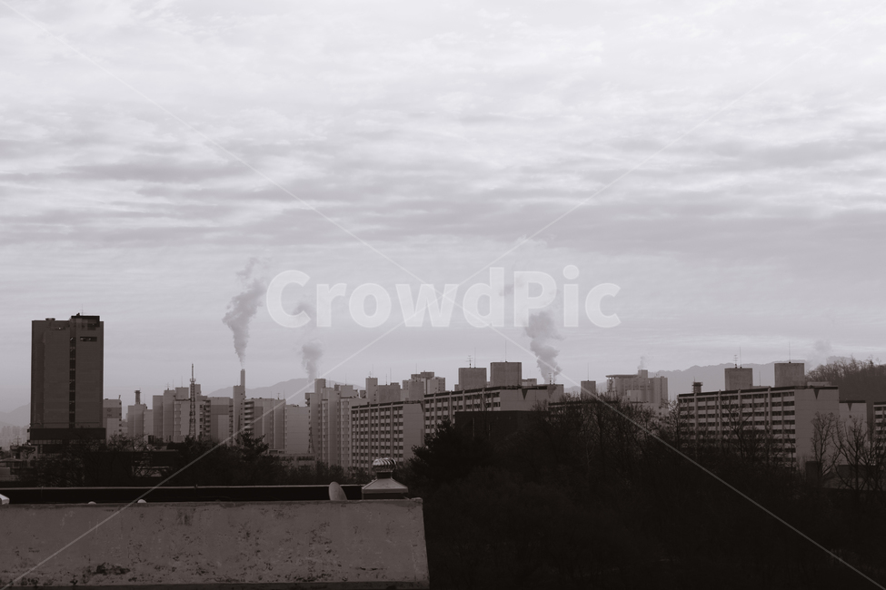 오염,산업화,흑백,검은색,회색,미세먼지,monotone,빈티지,도시,풍경,city,landscape,한국도시풍경,한국도시경관,korea cityscape,흑백,모노톤,monochrome,black and white,pollution,타락,nature,자연,smoke,연기,fog,안개,smog,스모그