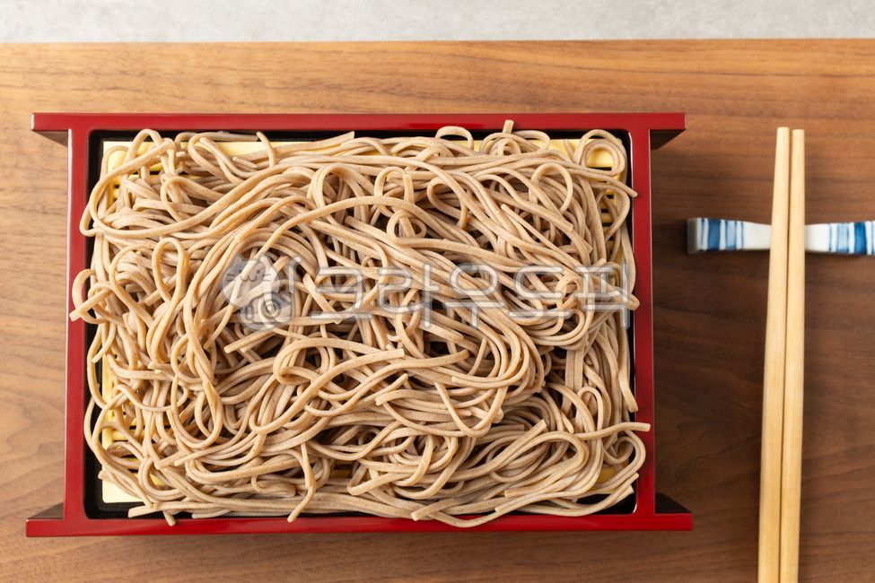 Soba,zaru soba,cold soba,buckwheat noodles,cold buckwheat,noodles,buckwheat noodles,soba noodles,buckwheat,buckwheat dishes,Japanese food,Japanese culture,food,food products,ingredients,boiled