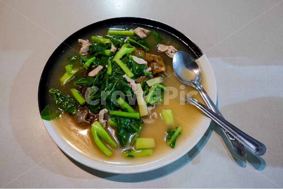 삶은,국수,돼지고기,태국,요리,음식,삶은돼지고기국수,걸쭉한,국물국수,맛있는,고소한,채소,야채,태국음식,로컬푸드,음식,식재료,요리,food,cook,meal,dishes,food reserves