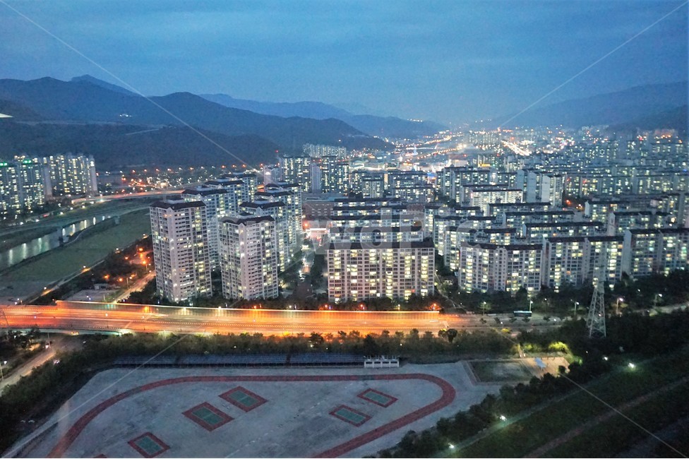 양산타워,양산야경,양산명소,야경,도시야경,nightview,apartment,tower,view,야경,밤,풍경,nightscape,night,landscape,도시,city,한국도시풍경,한국도시경관,korea cityscape,building,건물,시티,town,urban,어반,downtown,도심,metropolis,중심지,nature,자연,경치,outdoors,옥외
