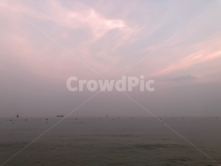 바다,sea,nature,자연,물,water,outdoors,옥외,부산바다,파도,wave,sand,beach,seashore,ocean,haeundaebeach,모래,바닷가,해안가,일몰,sunset,rock,곶,promontory,풍경,경치,scenery,landscape,자연,풍경,nature,landscape