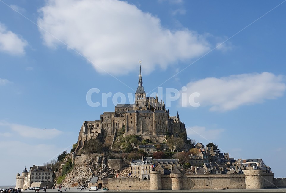 프랑스,파리근교,몽생미셸,유럽,구름,하늘,수도원,랜드마크,landmark,tourist attraction,해외,외국,세계,foreign,oversea,world,세계랜드마크,해외랜드마크,외국랜드마크,world landmark,world tourist attraction,architecture,건축물,building,건물,castle,성,fort,요새