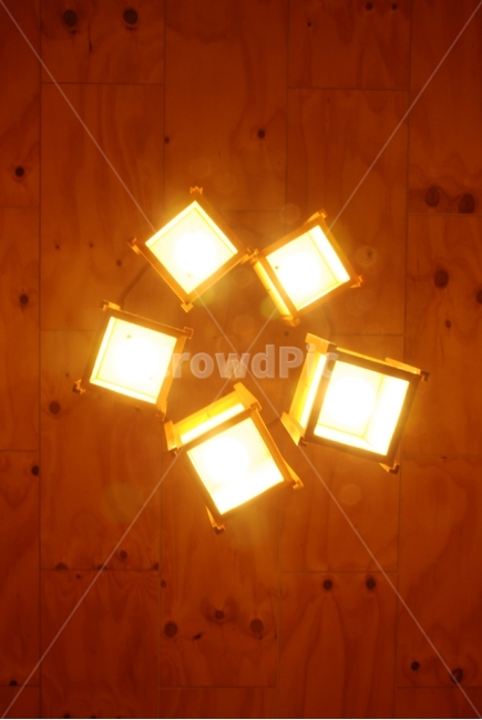 등,조명,전구,노란조명,천장,다섯개,빛,인테리어,실내디자인,interior design