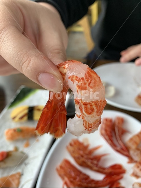 꽃새우,새우,맛집,커플,다정하게