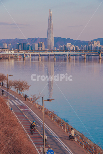 롯데타워,랜드마크,서울,서울풍경,서울롯데타워,잠실,뚝섬한강공원,뚝섬,뚝섬유원지,산책,한강,한강공원,산책로,peaceful,평화로운,편안한,휴식처,힐링,안락한,따뜻한,warm,분위기,한국도시경관,도시풍경,한국,맑은,깨끗한,청명한,한국도시풍경,river,도시,풍경,city,landscape,한국도시풍경,한국도시경관,korea cityscape