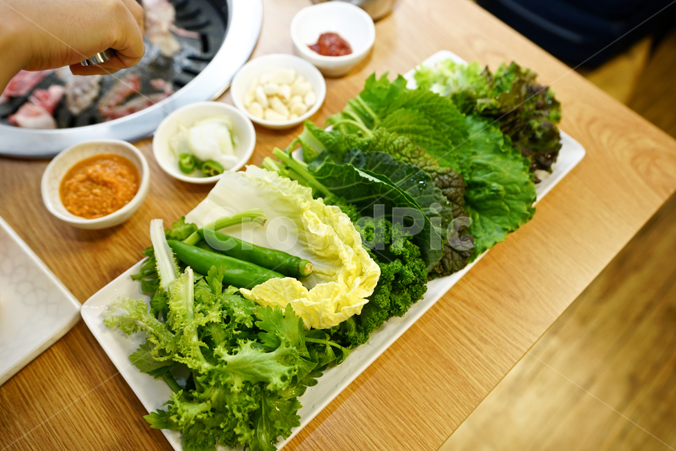 야채,쌈,채소,식물,배추,깻잎,상추,고추,쌈채소,음식,푸드,먹거리,한식,음식,식재료,요리,food,cook,meal,dishes,food reserves,채소,야채,vegetables
