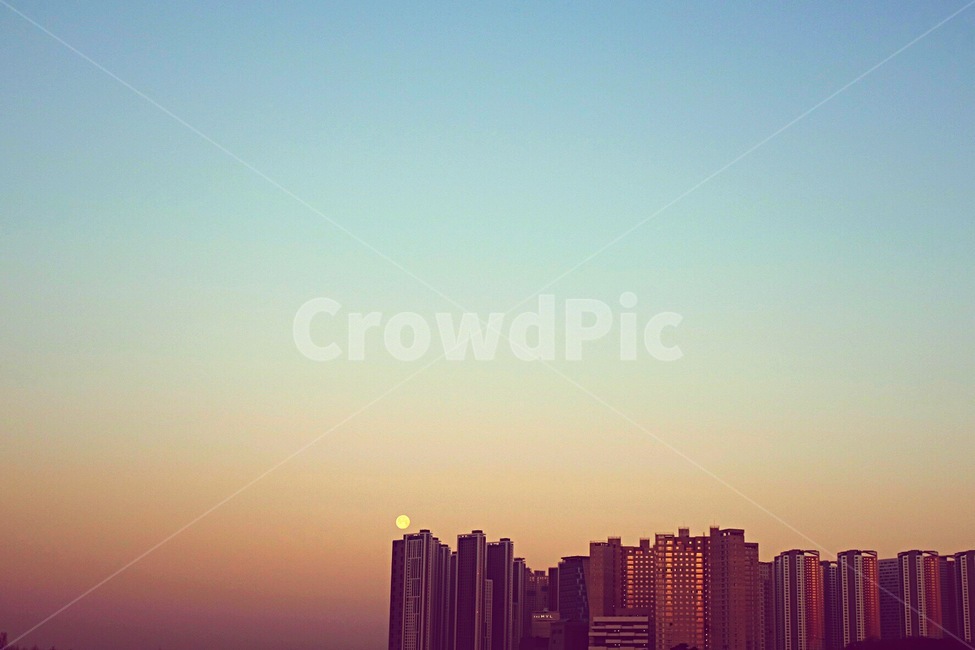 새벽달,도시달,달,일출,새벽,야경,밤,풍경,nightscape,night,landscape,도시,city,한국도시풍경,한국도시경관,korea cityscape,building,건물,town,urban,어반,high rise,고층 건물,시티,metropolis,중심지,nature,자연,outdoors,옥외