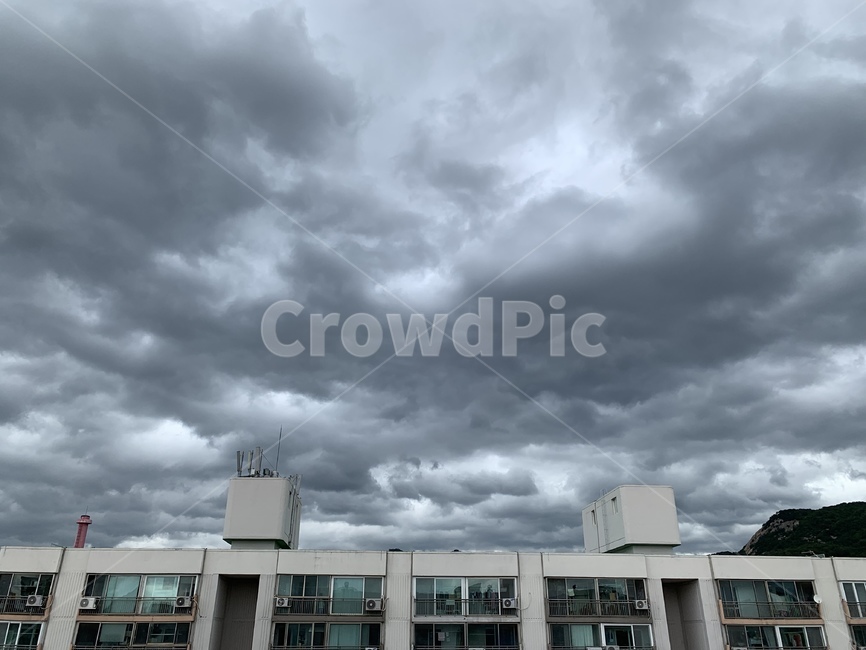 cloud,구름,cumulus,먹구름,sky,비오기전,darkclouds,태풍전야