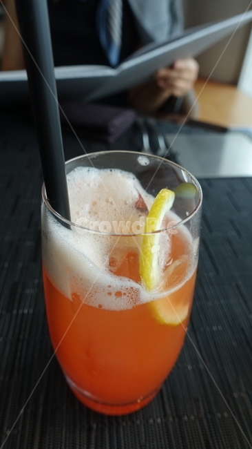 alcohol,알코올,beverage,마실것,drink,음주,cocktail,칵테일,orange,자몽칵테일,자몽