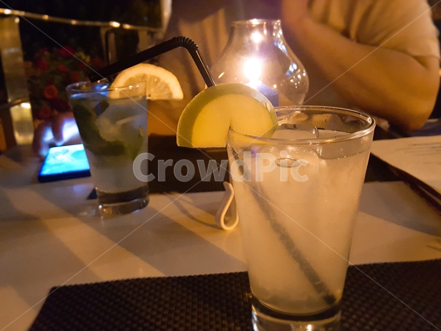 칵테일,레몬에이드,beverage,lemonade,레스토랑