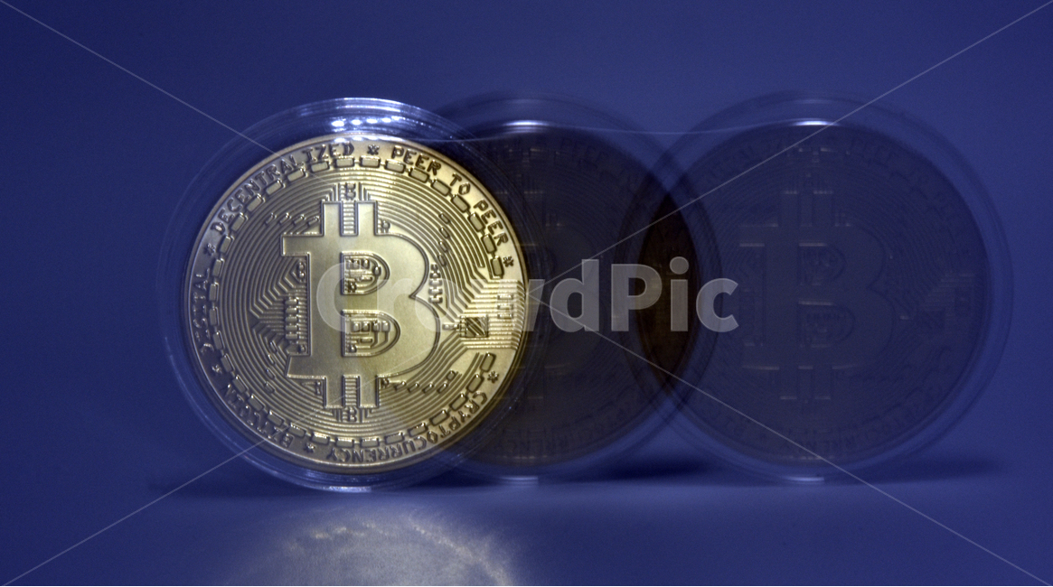 비트코인,가상화폐,암호화화폐,코인,bitcoin,이더리움,리플,ripple,암호화폐,금융,돈,finance,banking,money,정보통신기술,전자기기,전자제품,it,information,technology,electronic equipment,연출,컨셉,콘셉,direction,concept