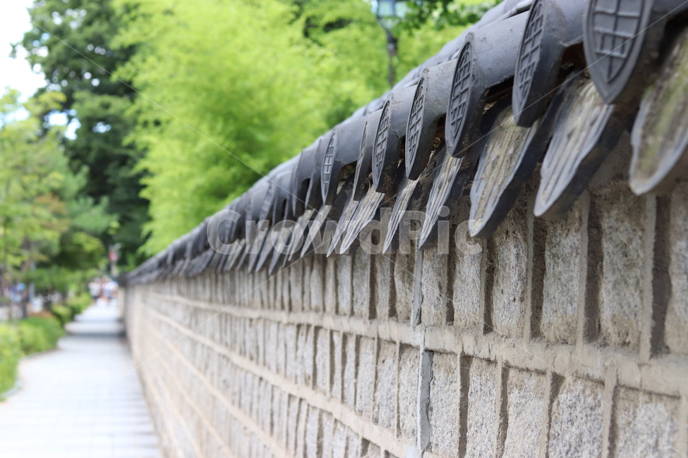 road,nature,tile,tree,Korean,season,brick,tradition,summer