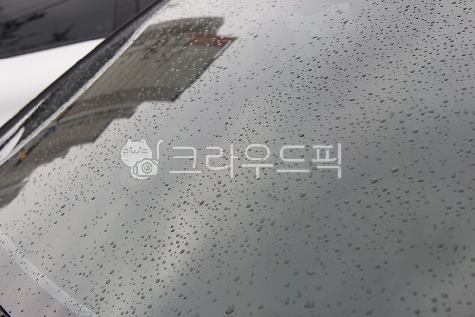windshield,바람막이유리,차,앞유리,앞유리창,비오는날,빗방울,비