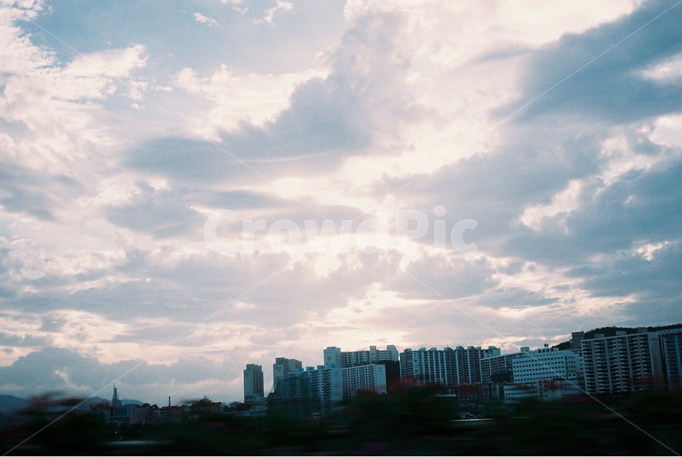 nature,자연,outdoors,옥외,officebuilding,날씨,weather,building,건물,자연,풍경,nature,landscape,office building,사무실 건물