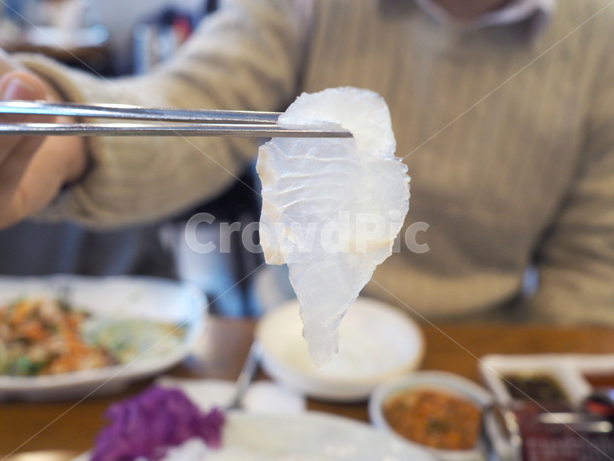 음식,회,횟집,사시미,광어,광어회,식사,물고기,횟감,어류,식당