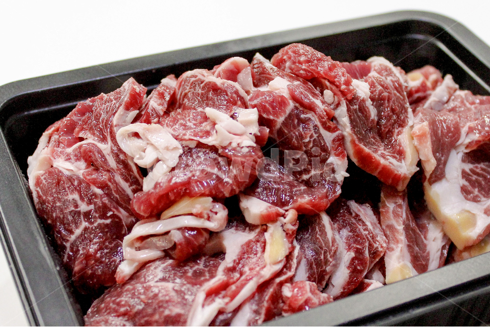 food,음식,pork,돼지고기,생고기