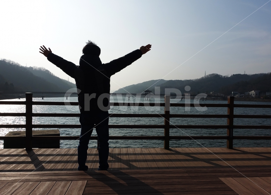 월영교,화이팅,나,강,바람,파이팅,각오,하늘,풍경,물,시원,두팔,다리,자연,풍경,nature,landscape,여행,휴가,traveling,vacation,trip,사람,인물,인간,human,person,남성,남자,man,male,감정표현,기분,feeling,emotion,water,waterfront,워터 프론트