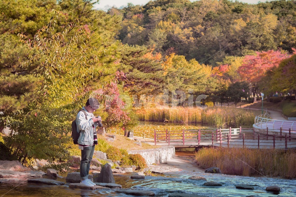 자연,풍경,가을,사람,autumn,가을,계절,fall,autumn,season,자연,풍경,nature,landscape,사람,인물,인간,human,person,남성,남자,man,male,사진작가,포토그래퍼,photographer,water,물,outdoors,옥외